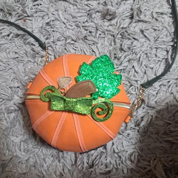 NWOT Bestey Johnson Pumpkin Purse - Picture 3 of 4